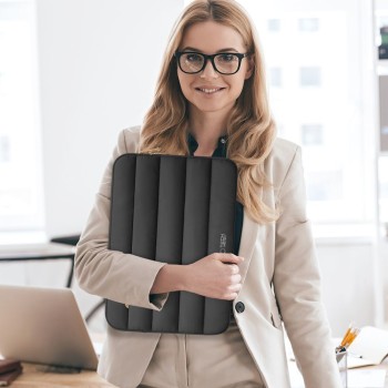 Чанта за лаптоп Tech-protect Fluffy Laptop 15"-16" Black