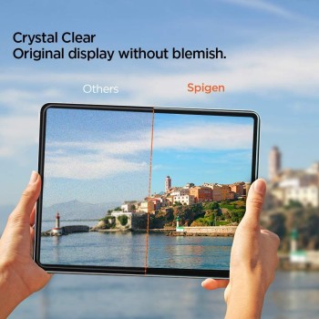 Калъф Spigen GLAS.TR Slim за iPad Air 4 (2020)