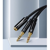 Кабел Ugreen 3,5mm mini jack (female) - 2x 3,5mm mini jack (male - microphone, headphones) AUX cable (AV140 20899), Черен