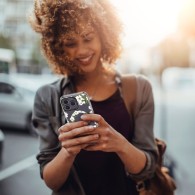 Калъф Tech-Protect MaGood Magsafe За iPhone 15 Pro, White Daisy