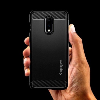 Spigen Rugged Armor удароустойчив силиконов (TPU) калъф за OnePlus 7 Matte, Black