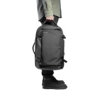 Чанта за лаптоп Tech-protect Defender S40, Travel Laptop Backpack 28л. Black
